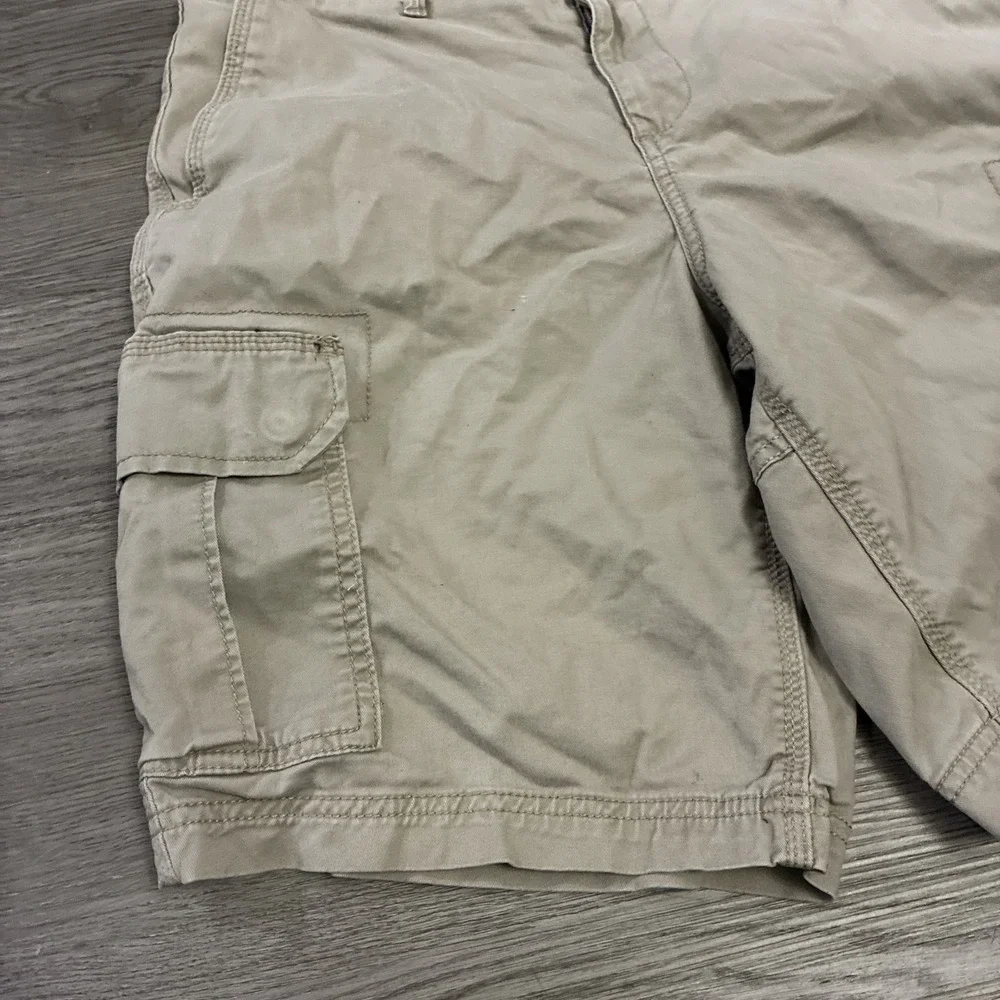 George Men's 30 Flat Front CARGO Shorts At the Knee 10" KHAKI - Picture 3 of 5